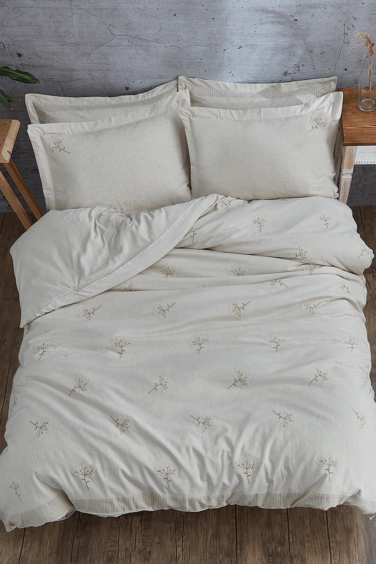 Loya Çiçek Nakışlıi Pamuk Saten Super King Size 6 Parça Nevresim Takımı