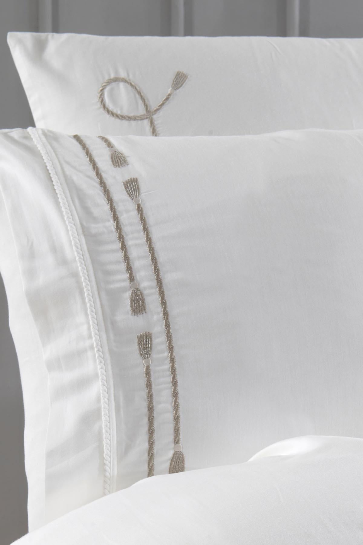 Rom Nakışlı Pamuk Saten Super King Size 6 Parça Nevresim Takımı