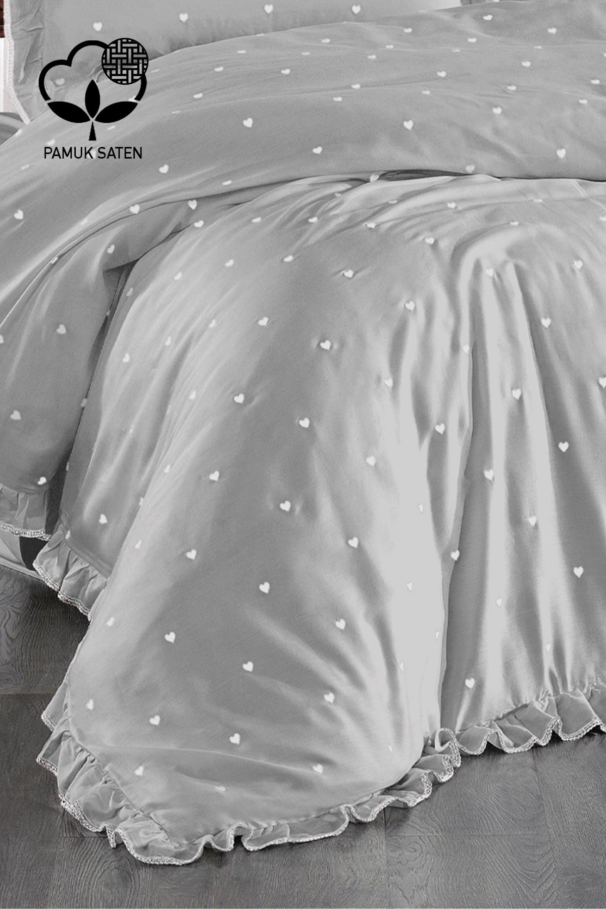 Amore Kalp Nakışlı Pamuk Saten Süper King Size 6 Parça Nevresim Takımı