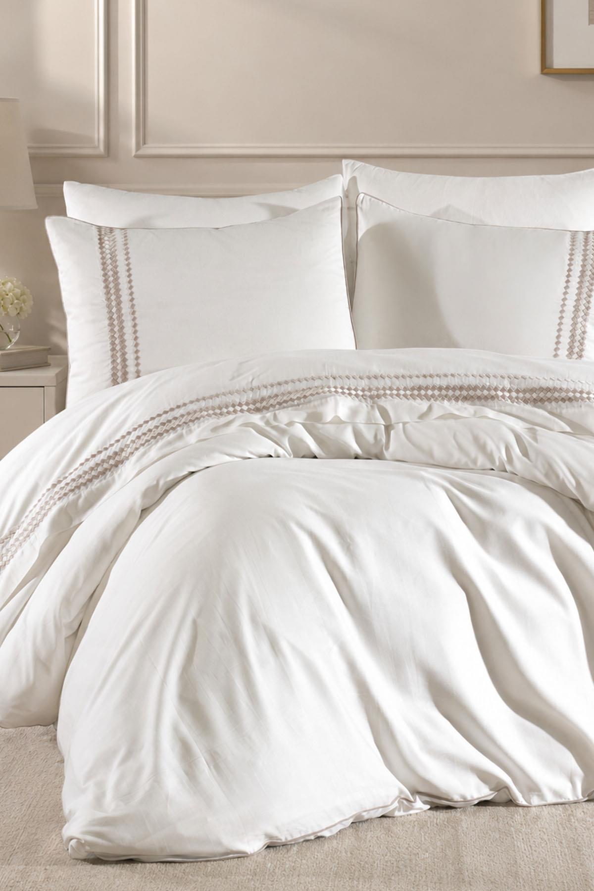 Benita Balıksırtı Nakışlı Pamuk Saten Super King Size 6 Parça Nevresim Takımı