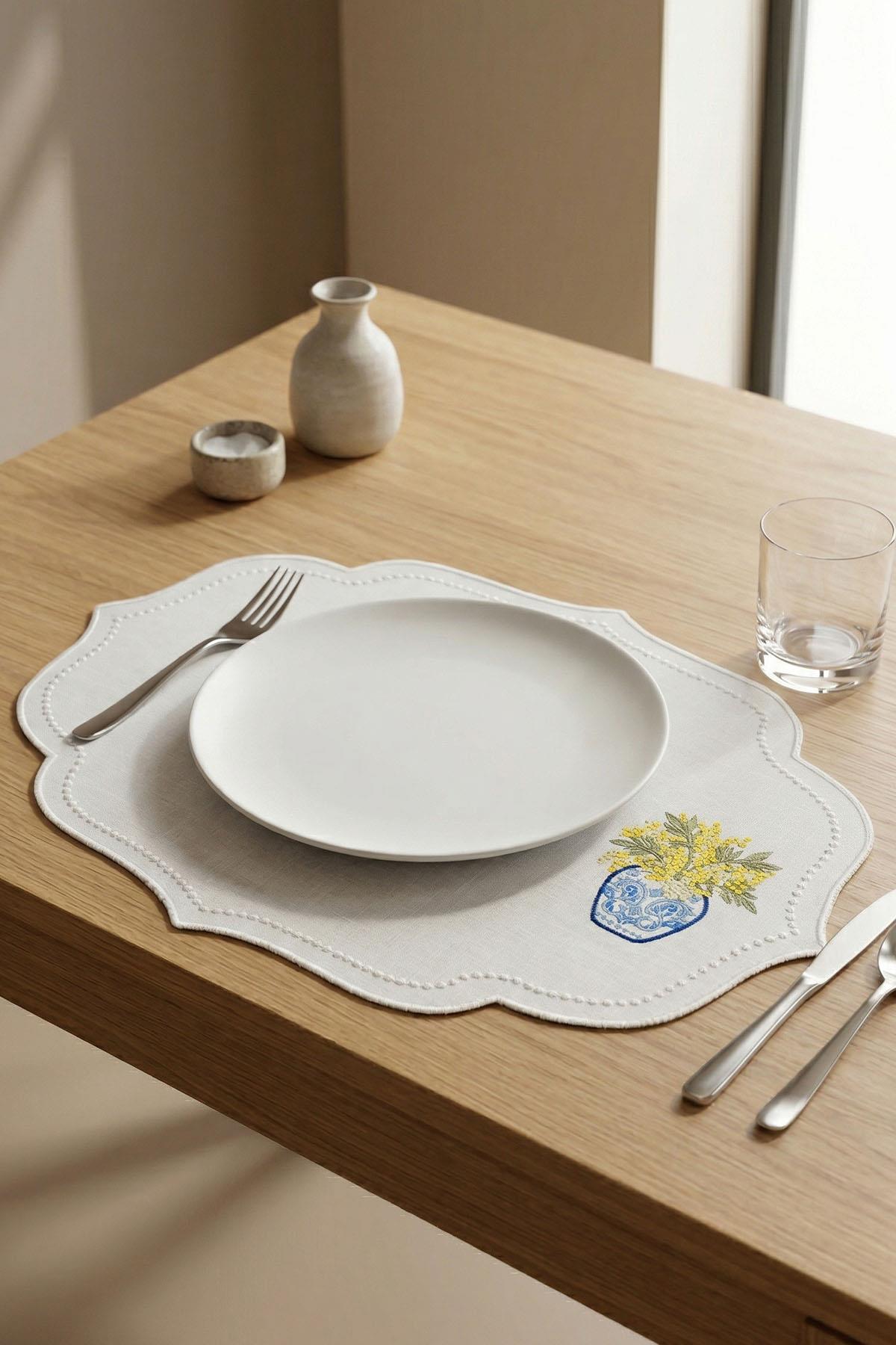 Çini Motifli Leke Tutmaz Dertsiz Amerikan Servisi (35 x 50 cm)