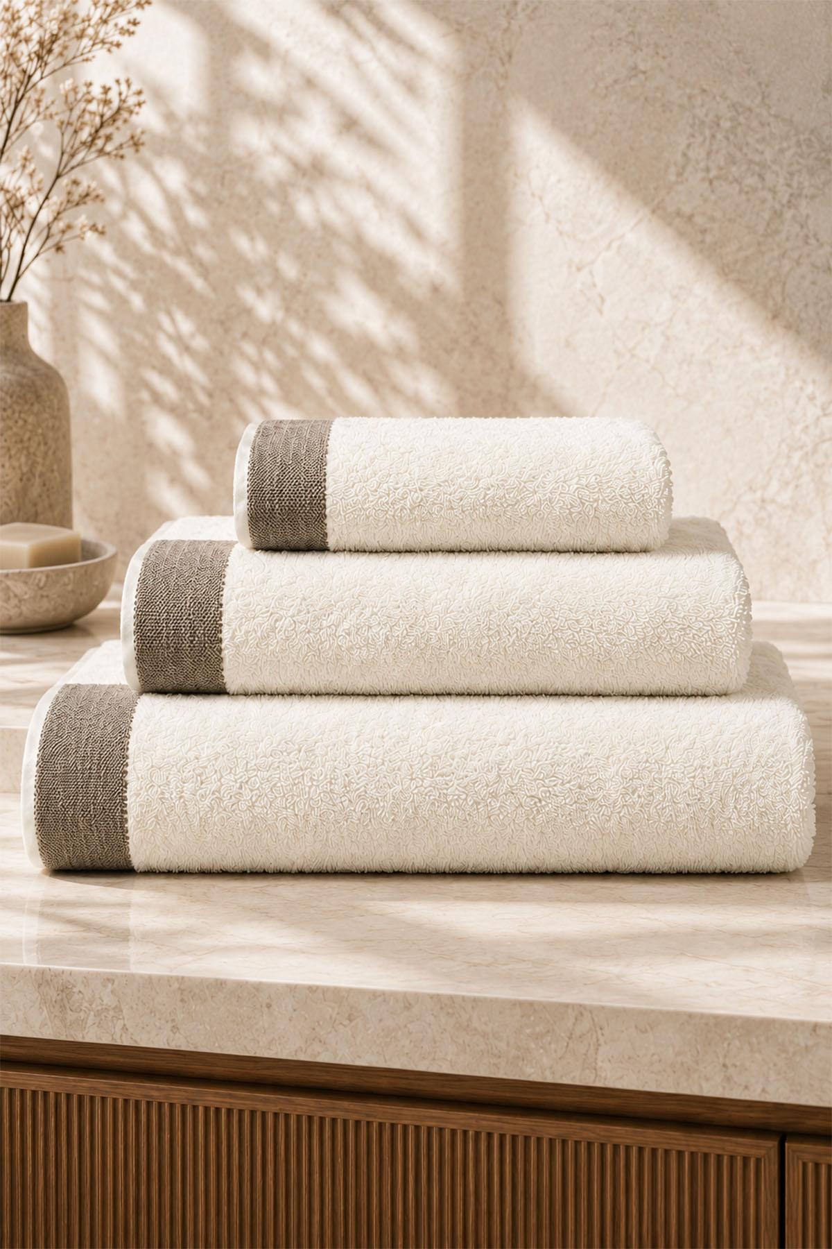 Pofina Aşağı Bükülmüş Tüklü Hamam Dəsmalı (90 x 150 sm)